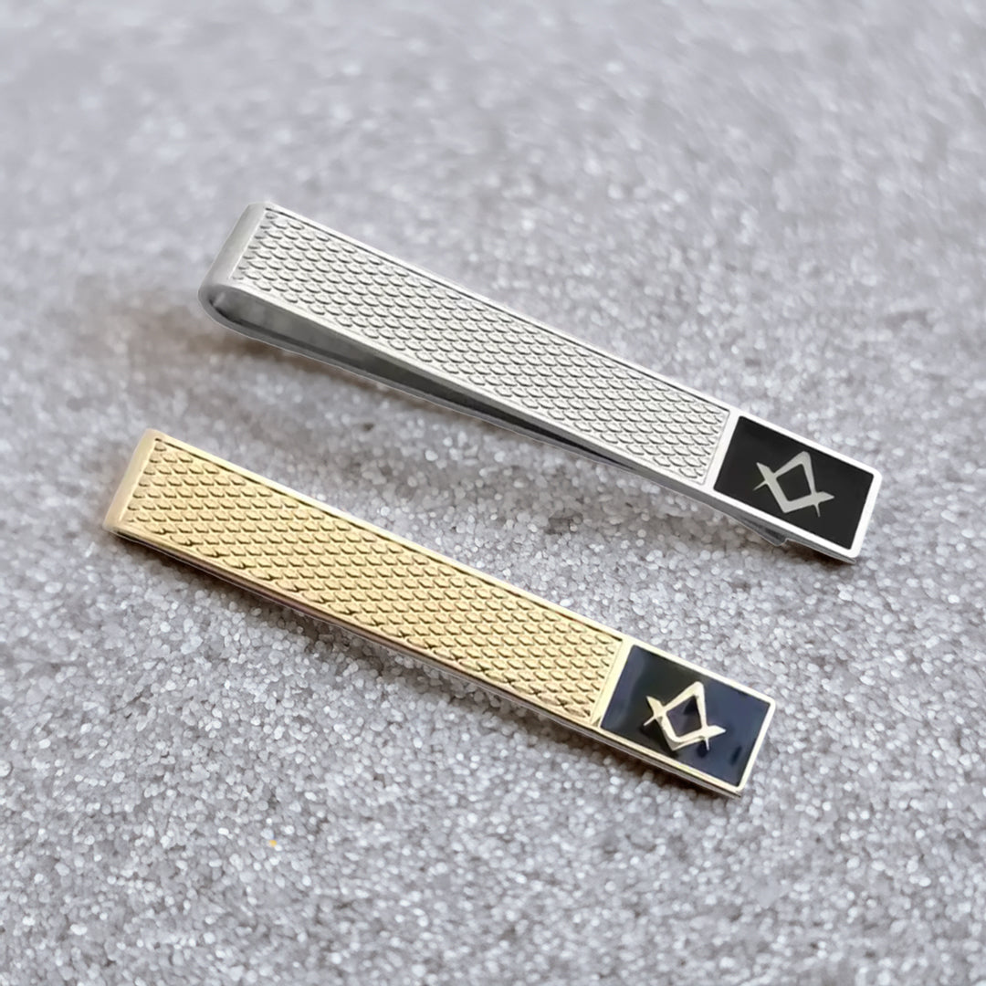 Krawattennadel Gold und Silber mit schwarzem Knopf | Winkel und Zirkel